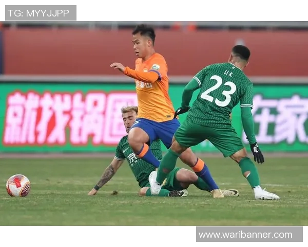 2016年北京国安与山东鲁能激战回顾：精彩瞬间与赛场激情再现